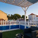Y Quebedo - Boutique Appartamento Setúbal