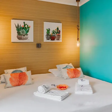Y Quebedo - Boutique Apartment *