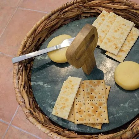 Y Quebedo - Boutique Apartament *