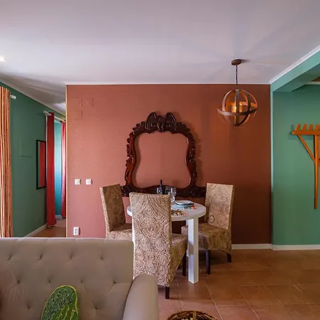 Y Quebedo - Boutique Apartment