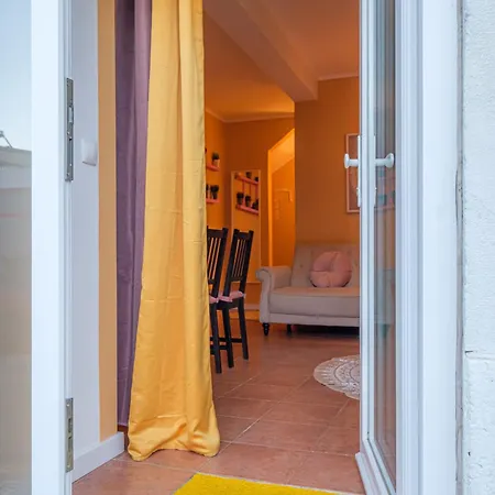 Y Quebedo - Boutique Appartement