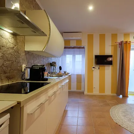 Y Quebedo - Boutique Apartment Setubal