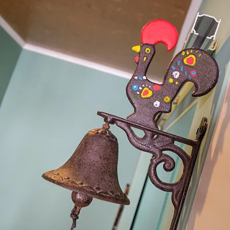 Y Quebedo - Boutique Setúbal