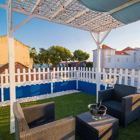 Y Quebedo - Boutique Appartement Setúbal