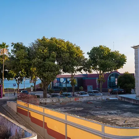 Y Quebedo - Boutique