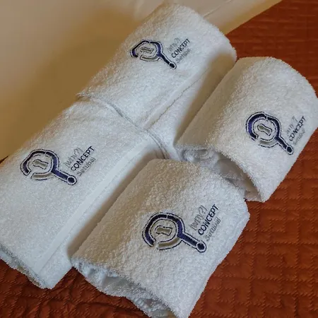Y Quebedo - Boutique Setubal